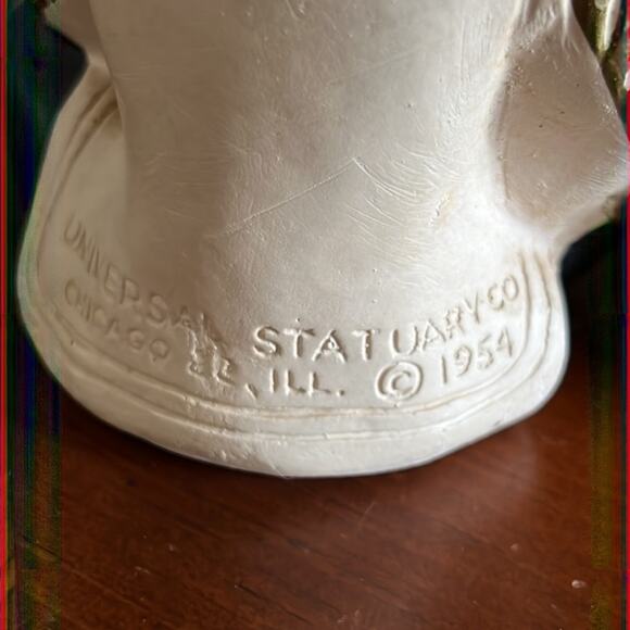 Vintage 1954 Pair of Native American Statues Universal Statuary Co Chicago - Picture 7 of 10